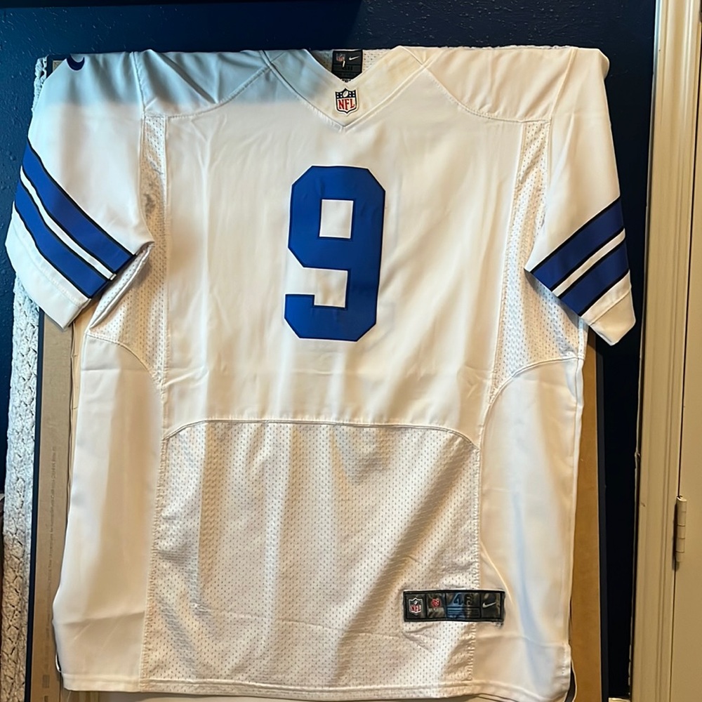 Vintage NFL, Tony Romo football jersey #9
